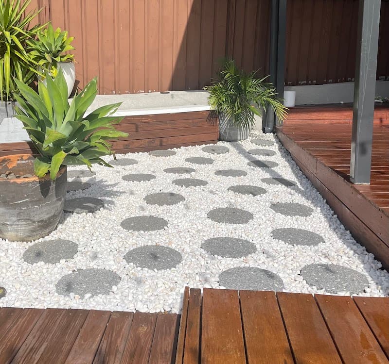 BlueWave Landscaping and Lawncare landscaping work in Miranda