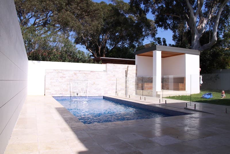 Blueys Pool Service pool maintenance work in Caringbah South
