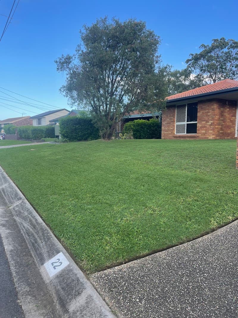 BNE Lawn Care landscaping work in Rochedale South