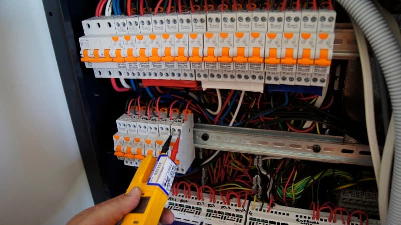 Bonato Electrical & Solar electrician work in West End