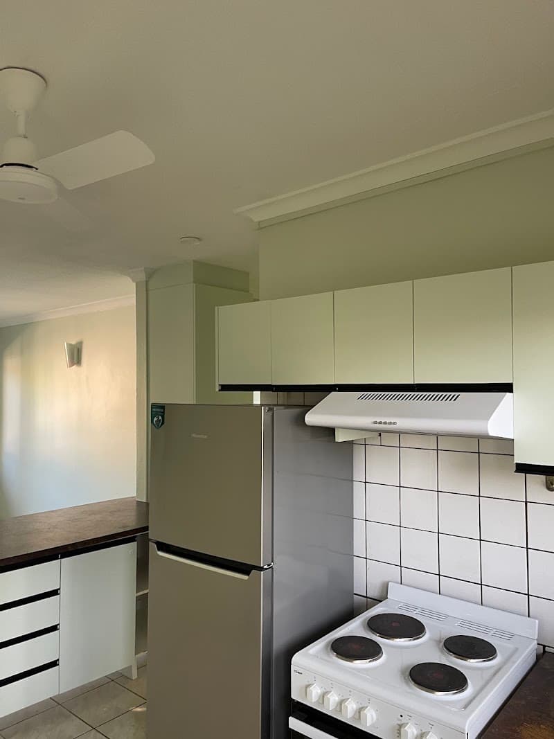 Bond Cleaner Darwin northern territory gutter cleaning work in Nakara