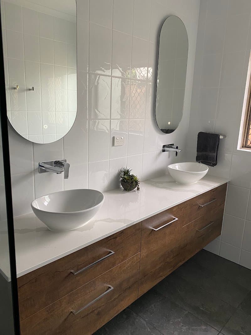 Brian Long Cabinets bathroom renovation work in Edmonton