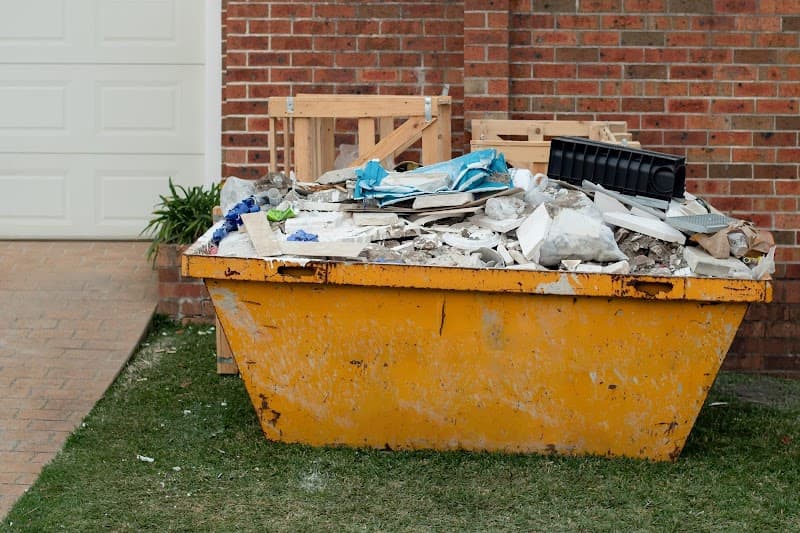 Brian's Skip Bins rubbish removal work in Yatala