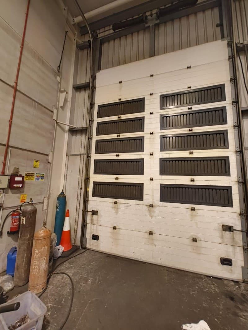 Brisbane Garage Guys garage doors work in Capalaba