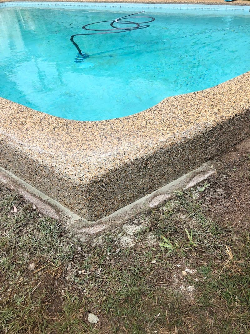 Brisbane Pool Repairs and Pressure Cleaning pool maintenance work in Ring