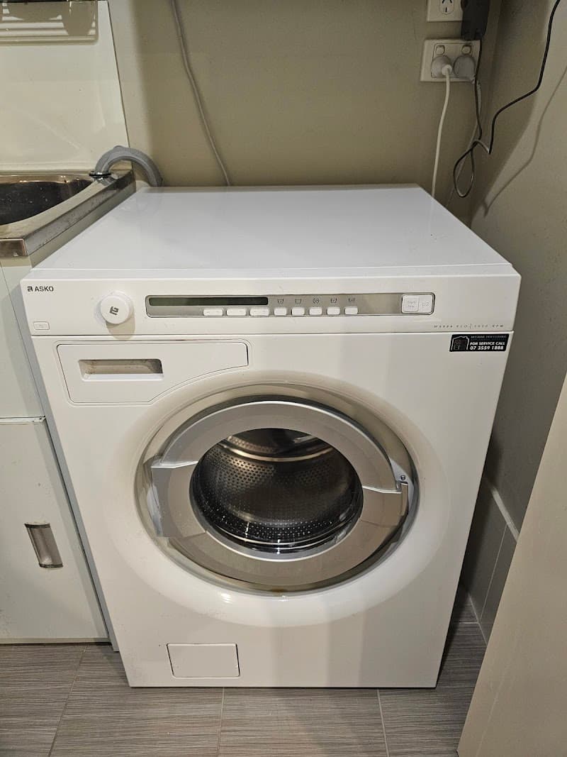 Brisbane Professional Appliance Repairs appliance repair work in Holland Park