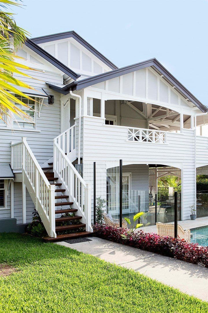 Brisbane Professional Painters painter work in Hemmant