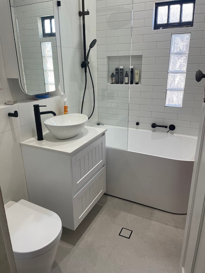 Brisbane Taps Toilets and Drains plumber work in West End