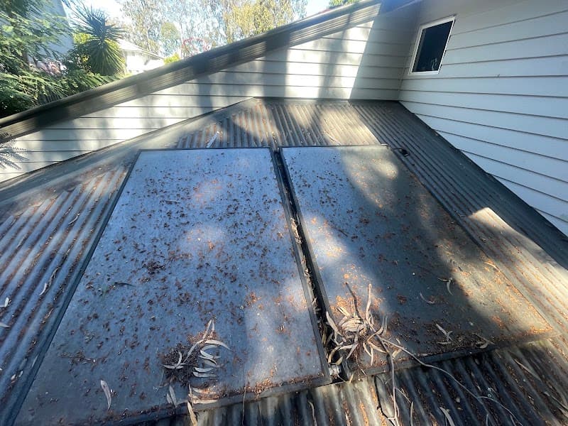 Brisbane Window & Solar Panel Cleaning solar panel cleaning work in Banyo