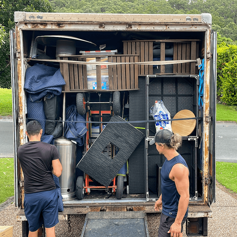 Broadbeach Removals removalist work in Broadbeach