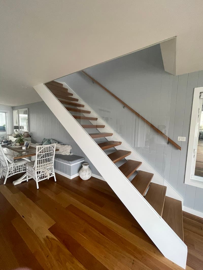 Brookvale Glass Service Pty Ltd glass & glazier work in Brookvale