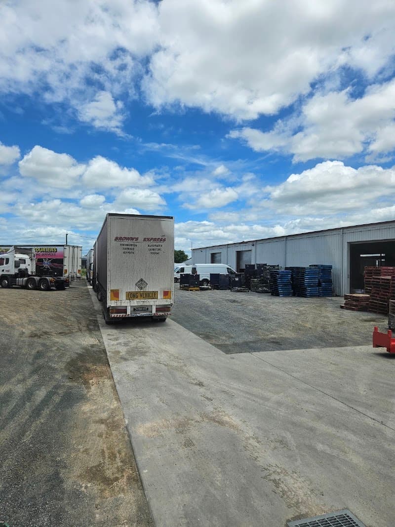 Brown's Express removalist work in Kawana