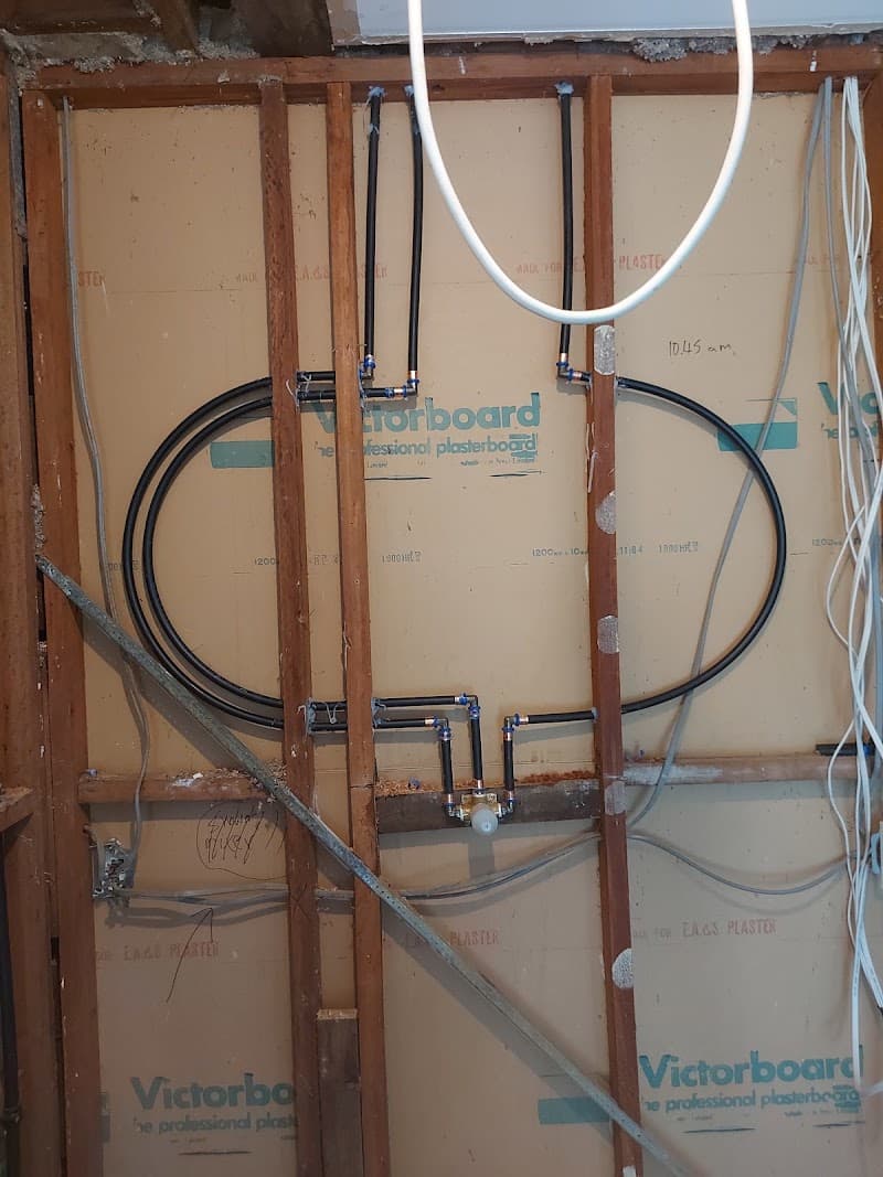 BT Plumber Brisbane plumber work in Loganlea