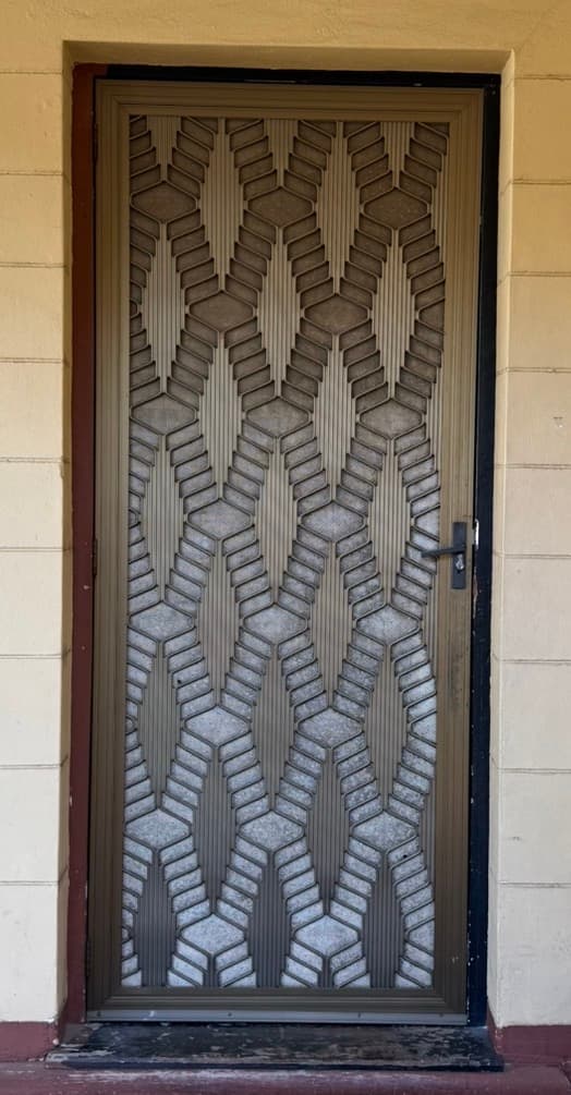 BTH Security Doors and Screens garage doors work in Gawler South