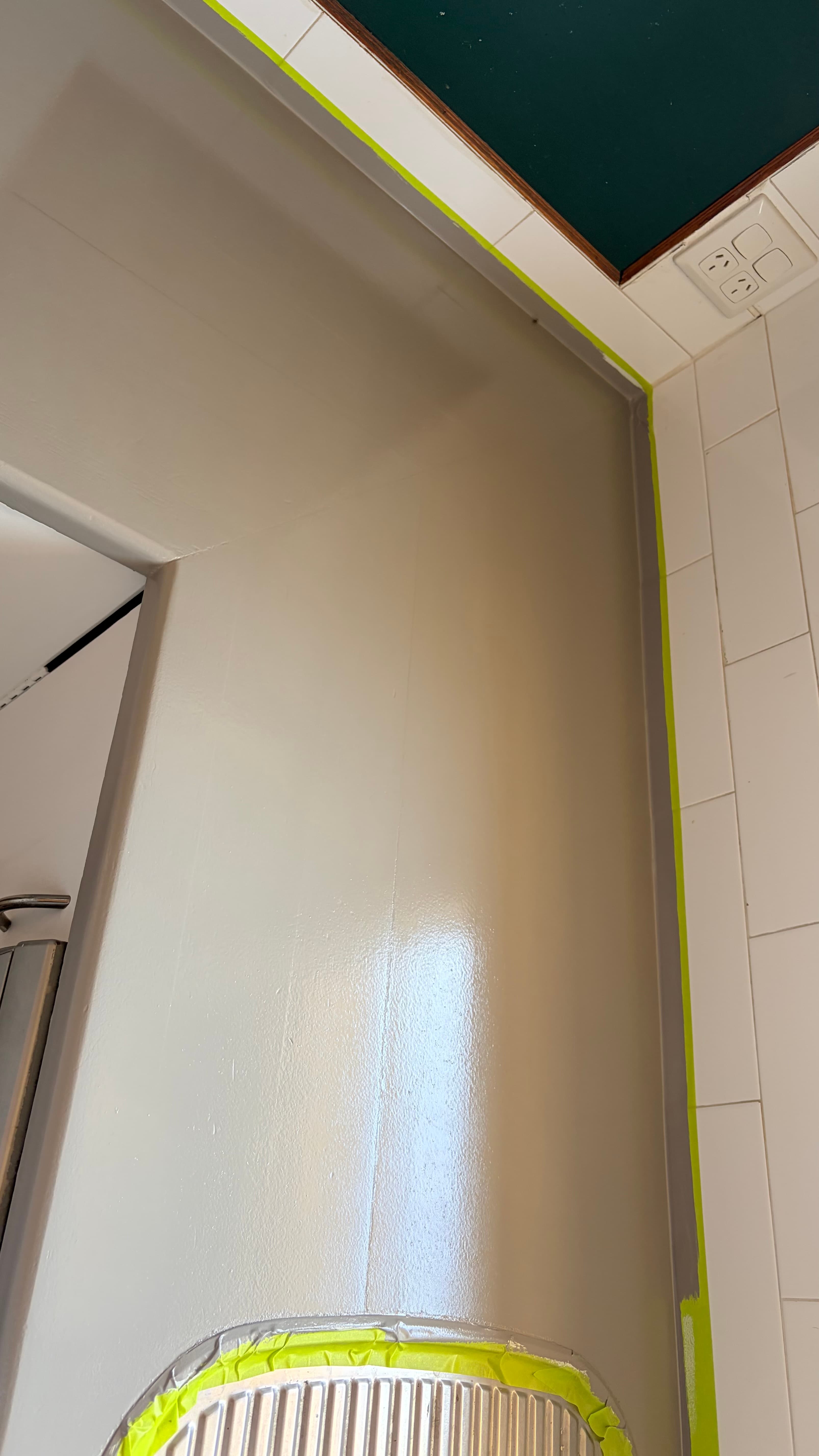 Trade-GUYS P/L painter work in Dandenong