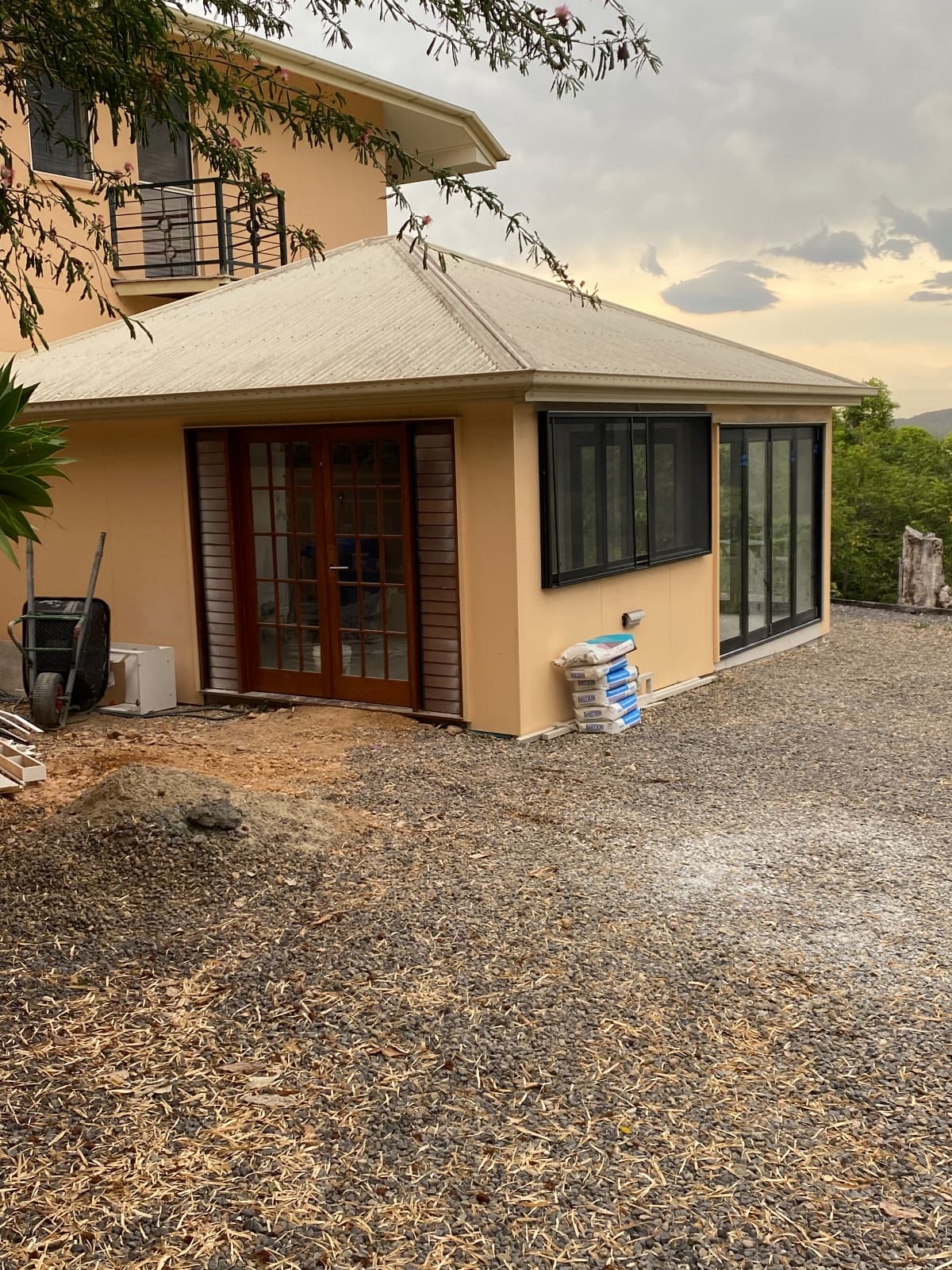 Ryans renos & construction carpentry work in Warana
