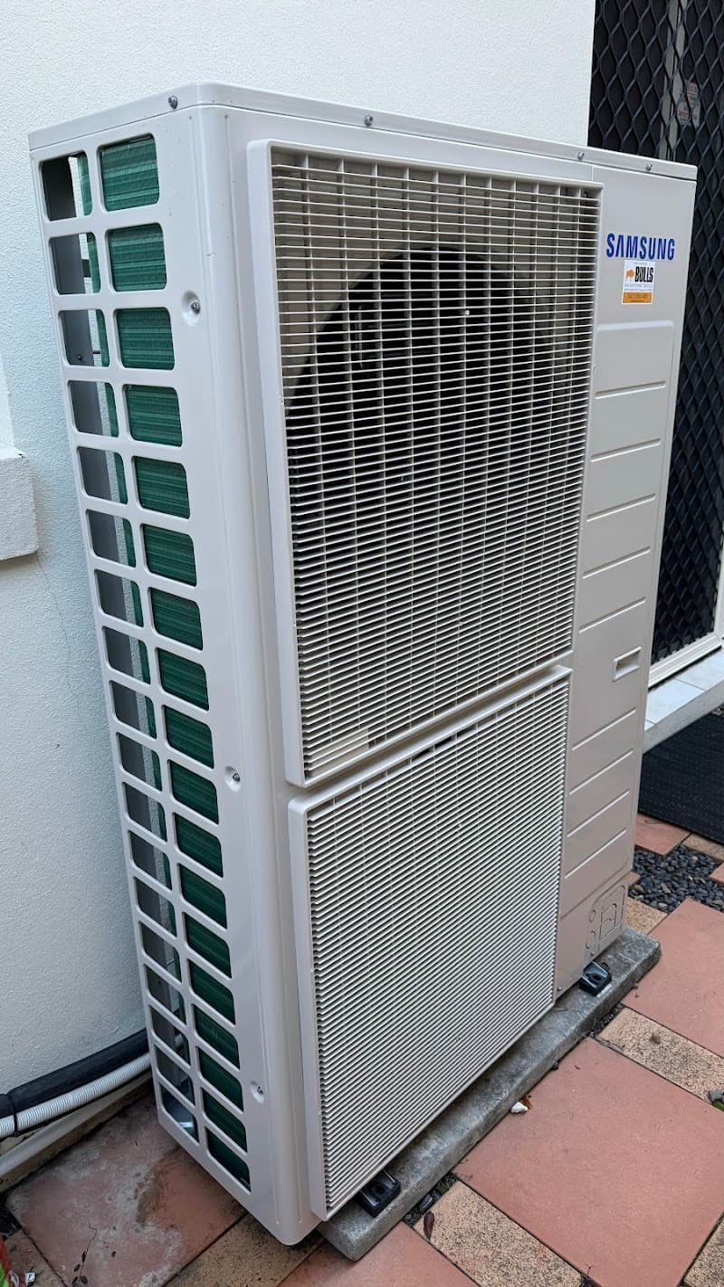 Bulls Air Conditioning Services air conditioning work in Broadbeach Waters