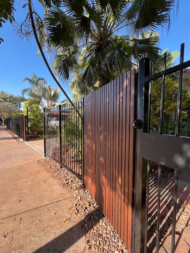 Bulmeka Contracting fencing work in East Arm