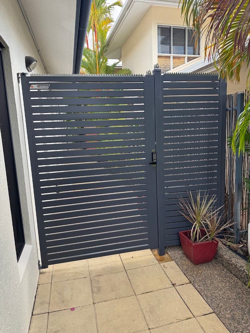 Bulmeka Contracting fencing work in East Arm