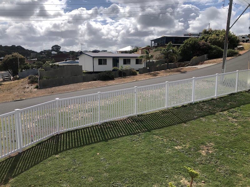 Bunbury Colorbond Fencing fencing work in Eaton