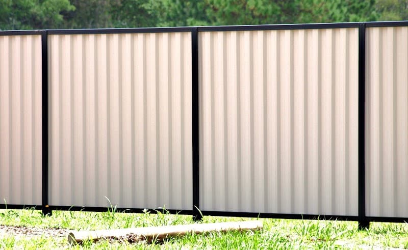 Bunbury Colorbond Fencing fencing work in Eaton