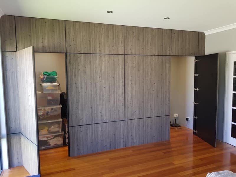 Bunbury Custom Cabinets carpentry work in Davenport