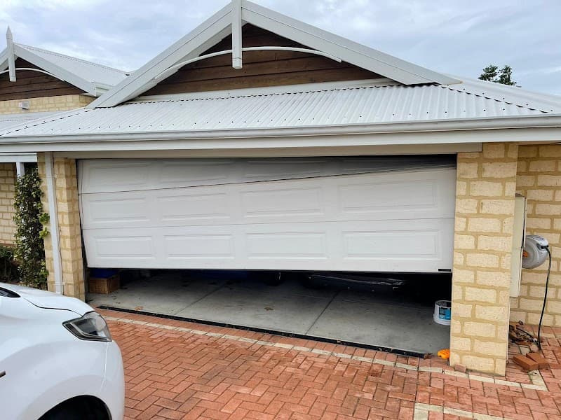 Bunbury Garage Door Repairs garage doors work in Dalyellup