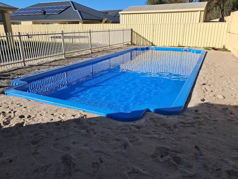 Bunbury Pools pool builder work in Davenport