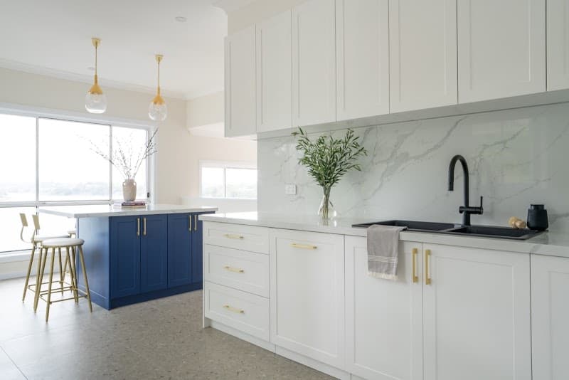 Burraneer Bay Kitchens kitchen renovation work in Kirrawee