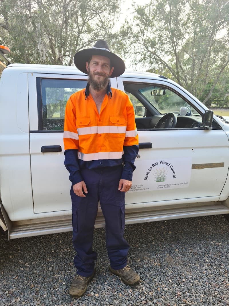 Bush to Bay Weed Control pest control work in Torbanlea
