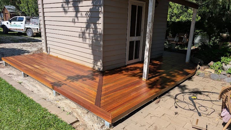Bushmans Backyard Blitz landscaping work in Albury