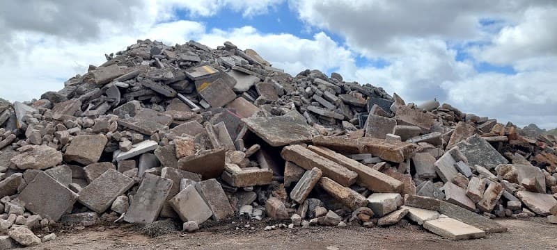 Butler Excavations PTY Ltd. demolition work in Wendouree