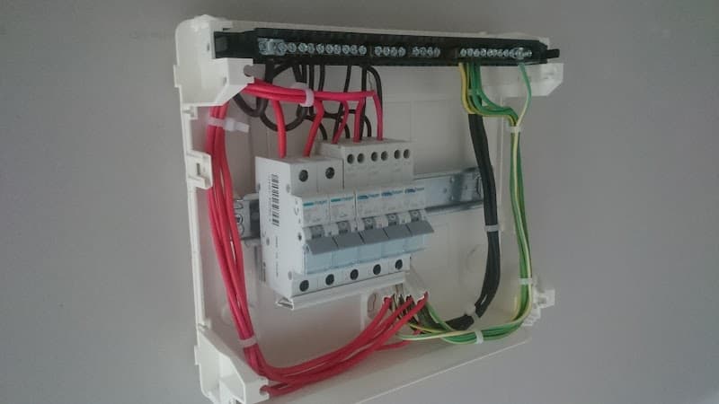 Caddy Electrical | Electrician Mornington - Commercial & Residential Electrician Mornington Peninsula electrician work in Bittern