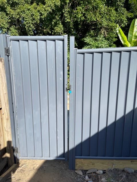 Cairns Fencing fencing work in Portsmith
