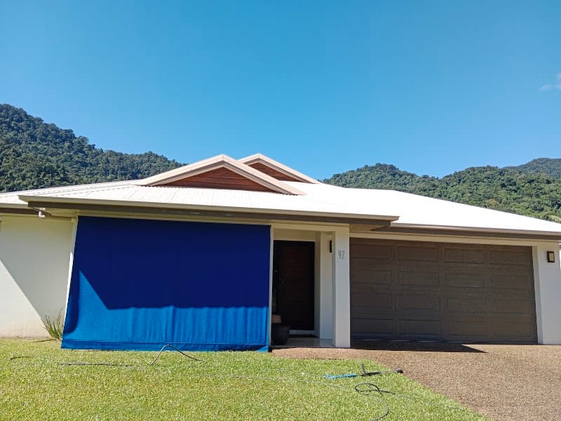 Cairns high pressure cleaning gutter cleaning work in Freshwater