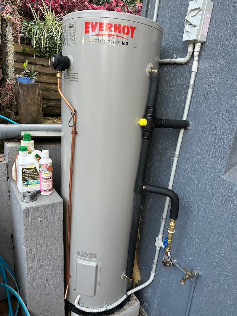 Cairns Hot Water Systems plumber work in Manunda