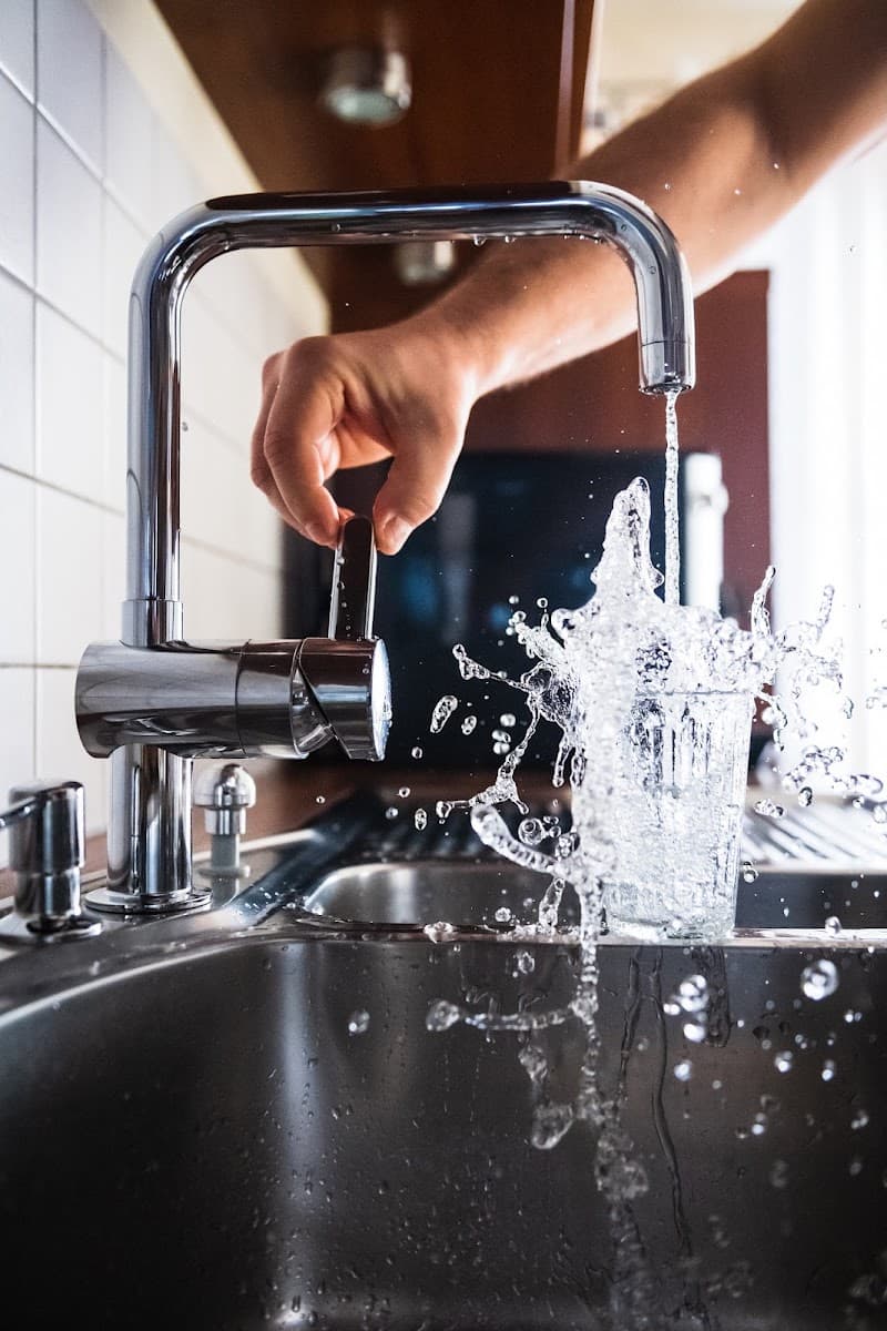 Cairns Hot Water Systems plumber work in Manunda
