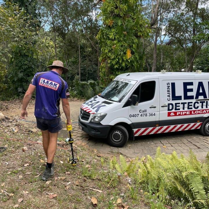 Cairns Leak Detection plumber work in Edmonton