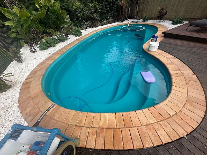 Cairns Mobile Pool Shop pool builder work in Brinsmead