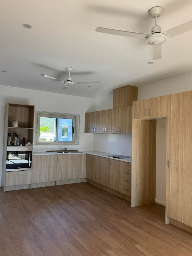 Cairns Painting Contractors painter work in Manunda