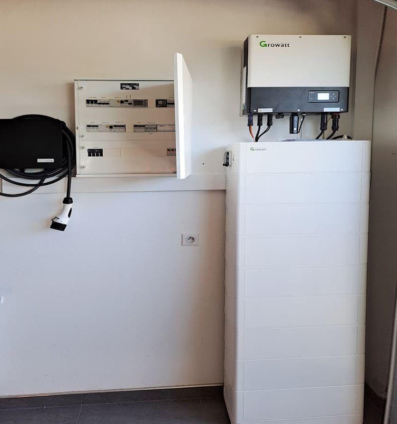 Cairns Solar solar panel installation work in White Rock