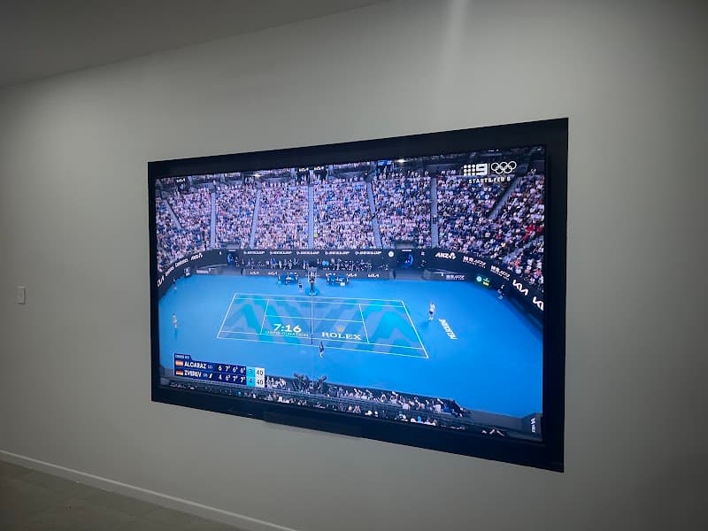 Cairns TV Man antenna & tv work in Bungalow