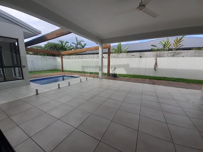 Cairns Vacate Clean carpet cleaning work in Parramatta Park