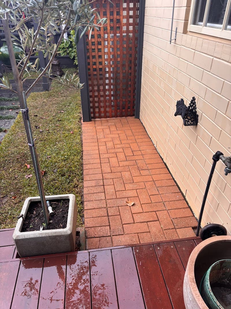 Calibre Exterior Cleaning pressure washing work in Prospect