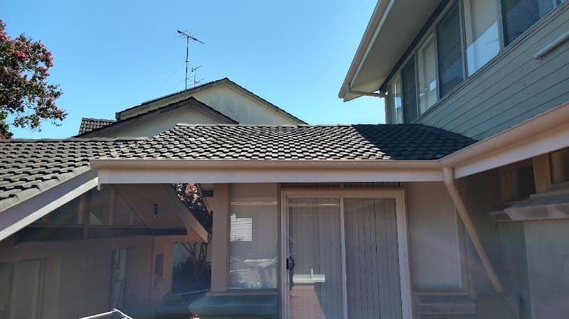 Cambridge roofing roofing work in Ermington