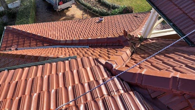 Cambridge roofing roofing work in Ermington