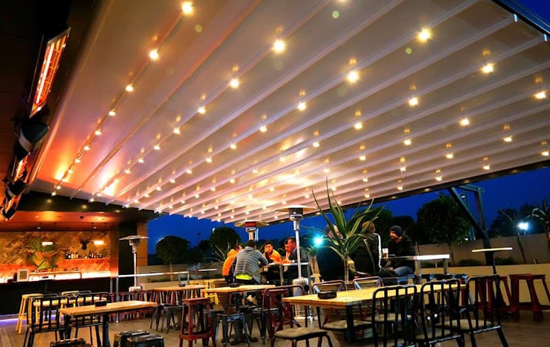 Camerons Blinds & Awnings — Melbourne's Outdoor Shades & Weinor Australia Specialists curtains & blinds work in Carrum Downs