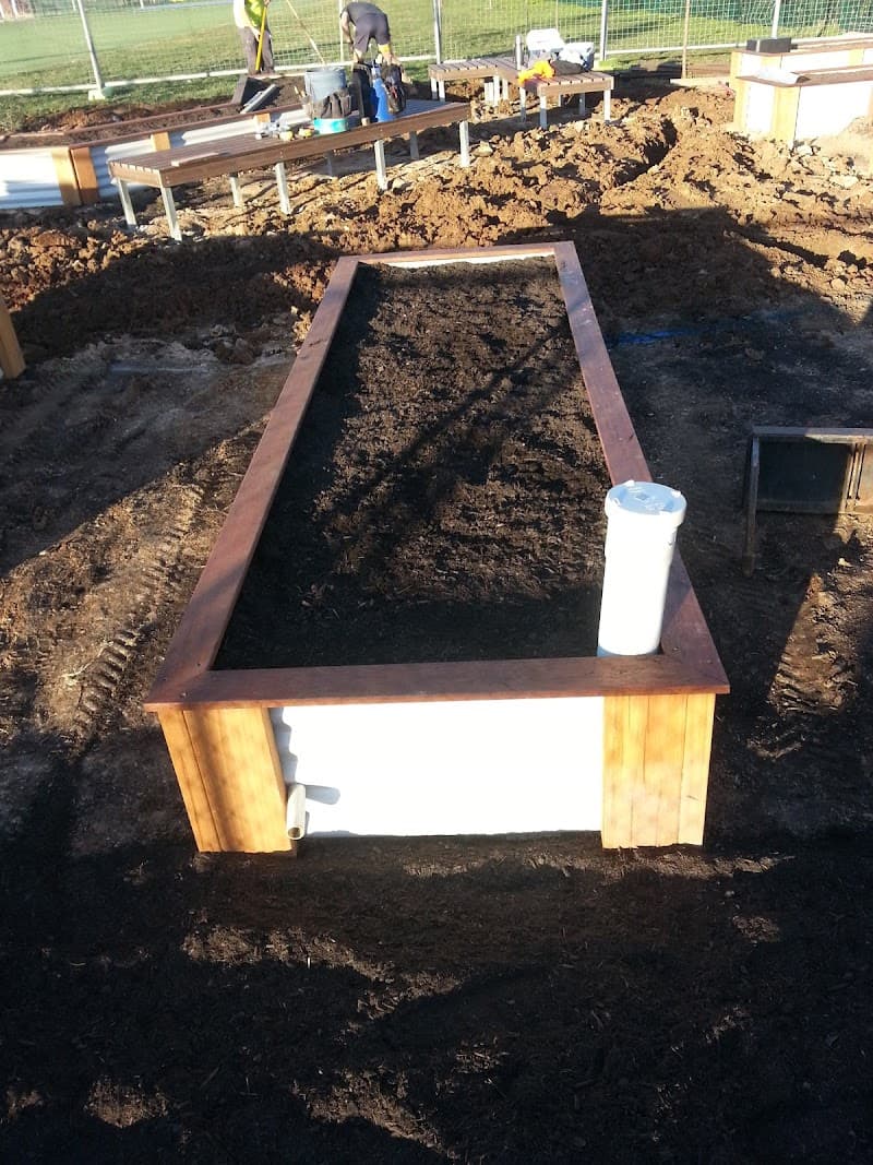 Canberra Clear Landscaping landscaping work in MacGregor