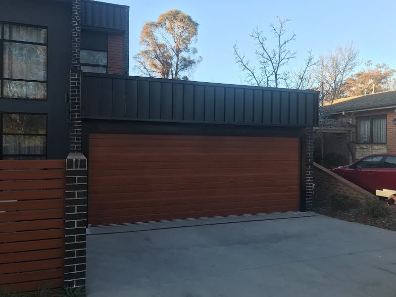 Canberra Garage Doors (CGD) garage doors work in Mitchell