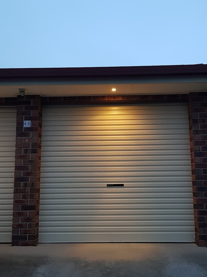 Canberra Garage Doors (CGD) garage doors work in Mitchell